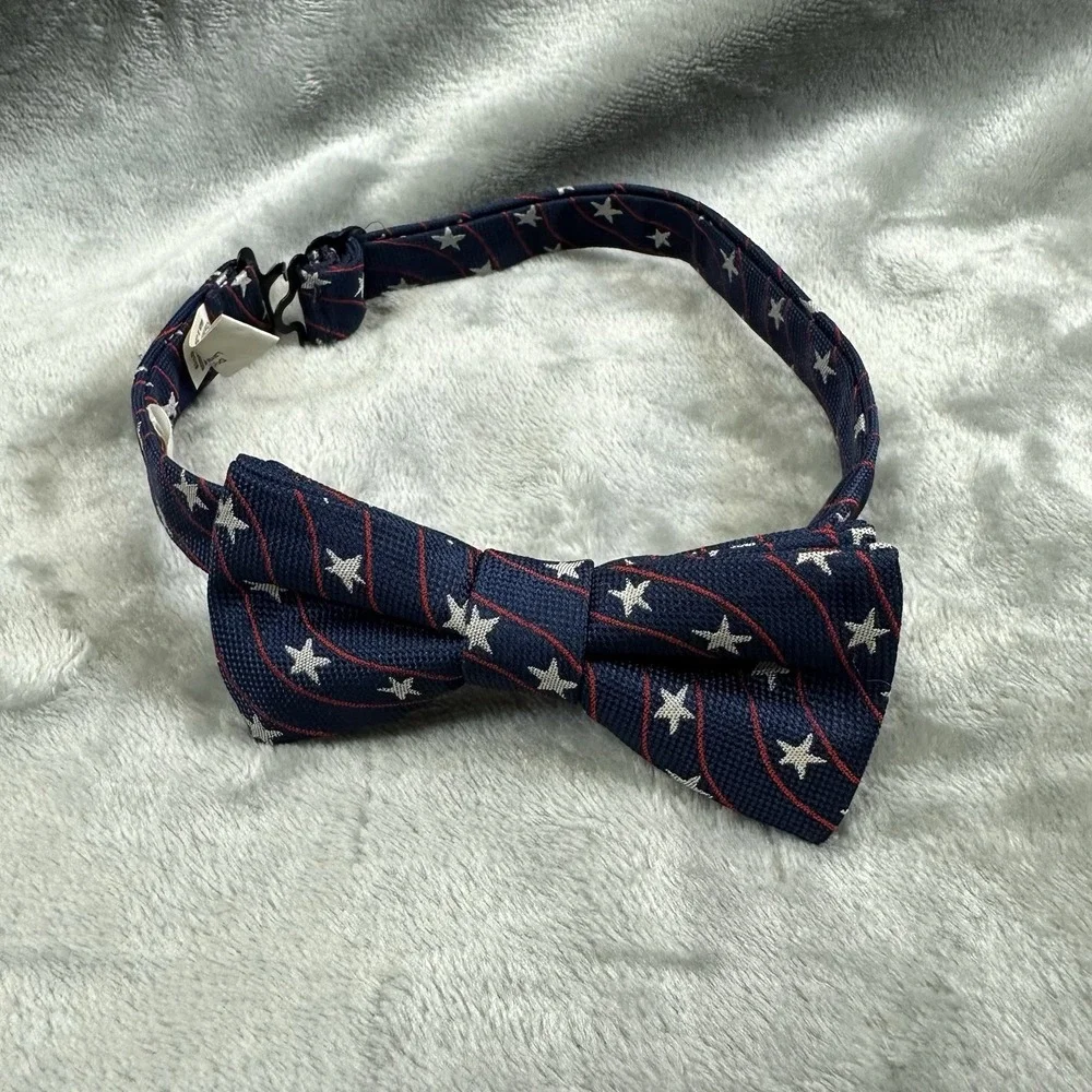Cat & Jack Boys Bow Tie Blue Red White Stars & Stripes 1.75